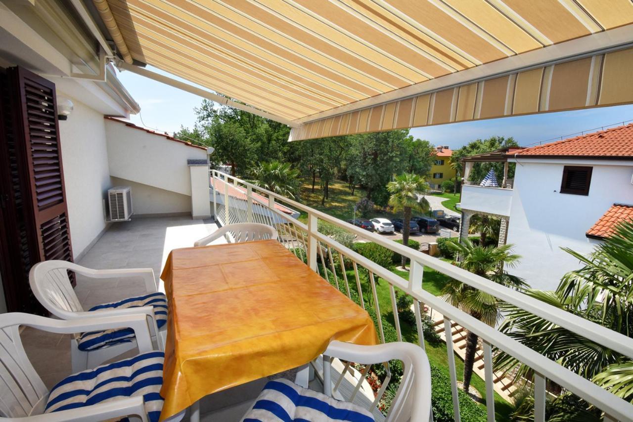 Apartments Mina Porec Exterior photo