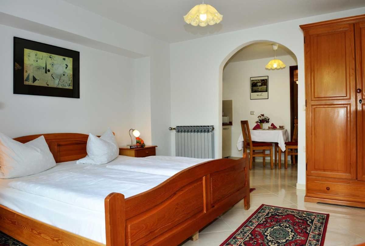 Apartments Mina Porec Exterior photo